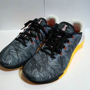 Nike Women's Metcon 5 Training Shoes